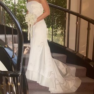 Carolina Herrera wedding gown